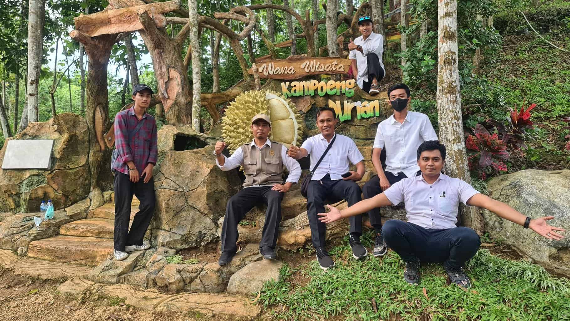 Wisata Kampoeng Durian
